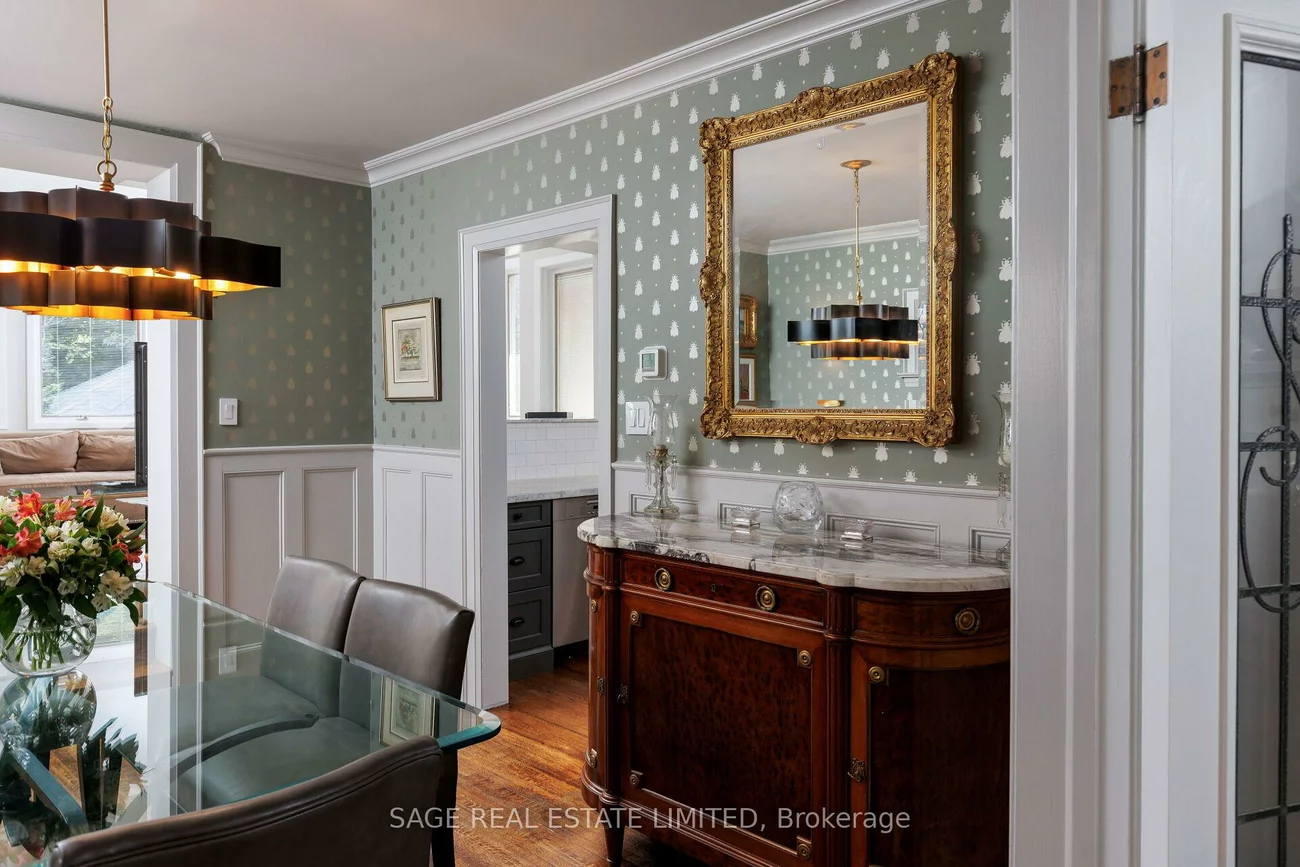 35, Grenview, Kingsway South, Toronto