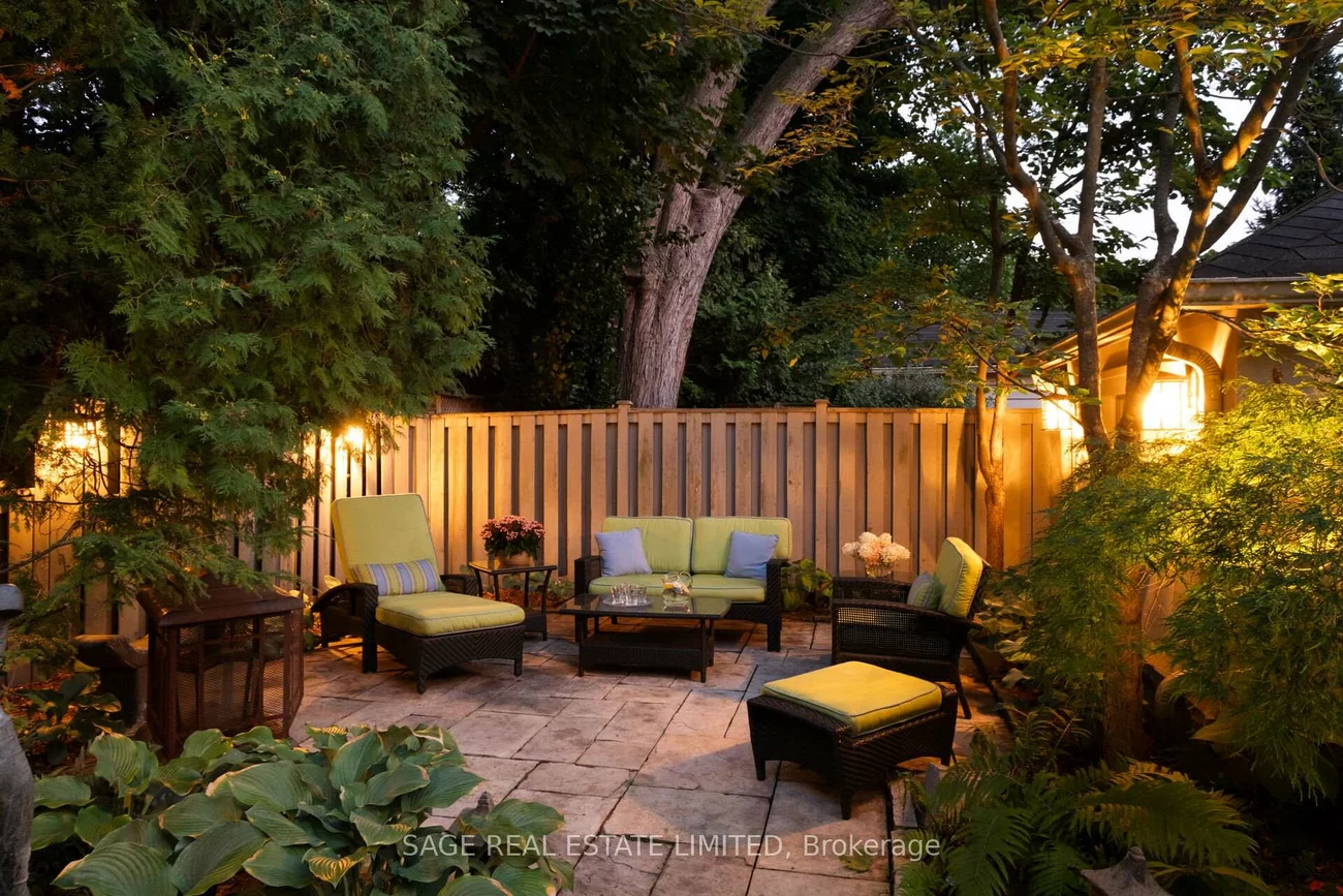 35, Grenview, Kingsway South, Toronto