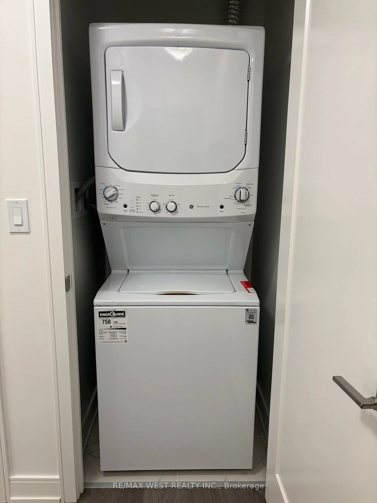 524, Gladstone, Dovercourt-Wallace Emerson-Junction, Toronto