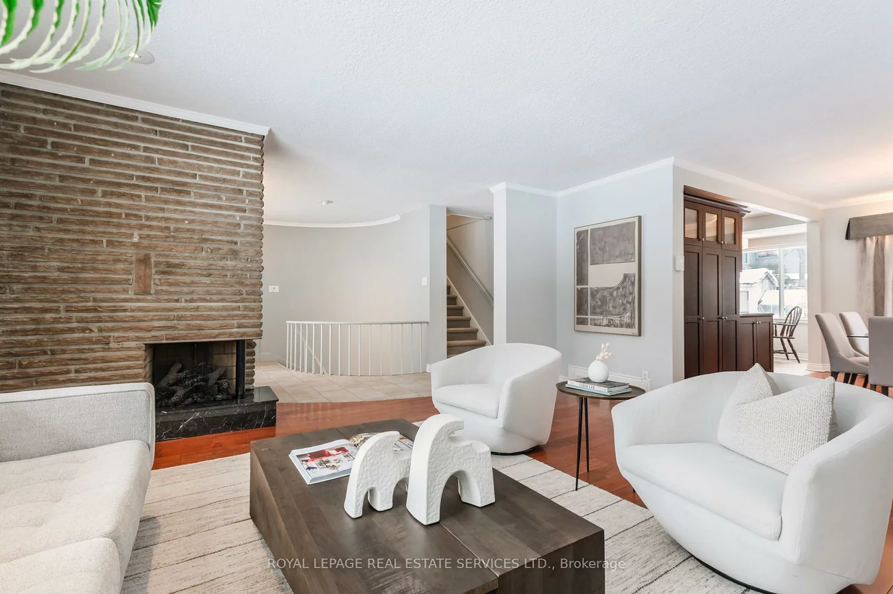 6, Ashley Park, Edenbridge-Humber Valley, Toronto