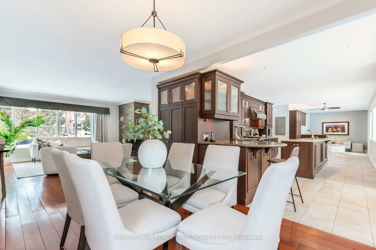 6, Ashley Park, Edenbridge-Humber Valley, Toronto