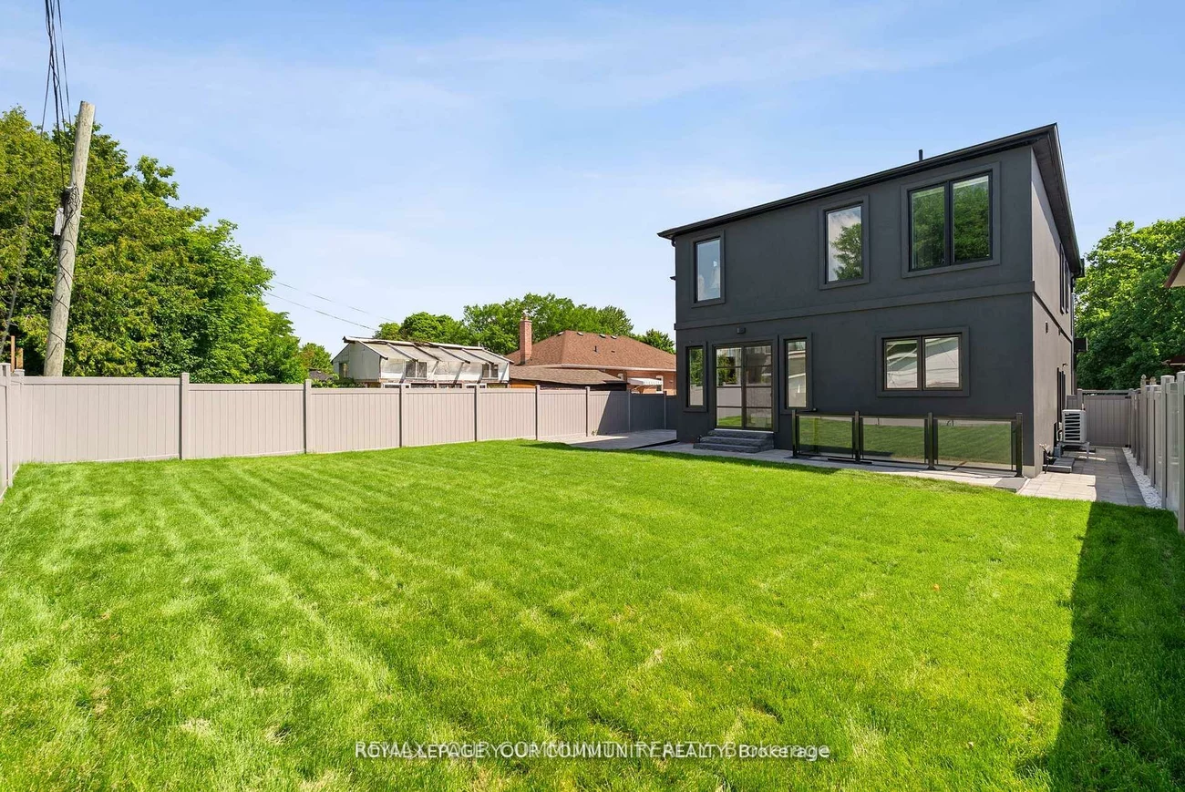 14, Ranwood, Humberlea-Pelmo Park W4, Toronto