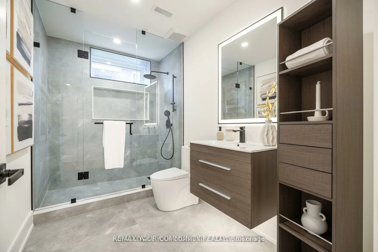 14, Ranwood, Humberlea-Pelmo Park W4, Toronto