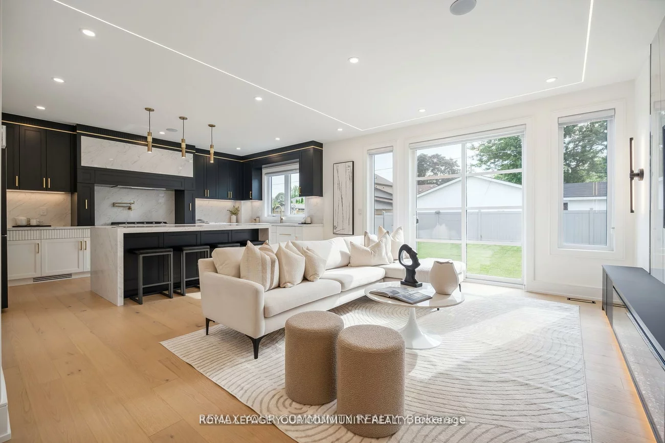 14, Ranwood, Humberlea-Pelmo Park W4, Toronto