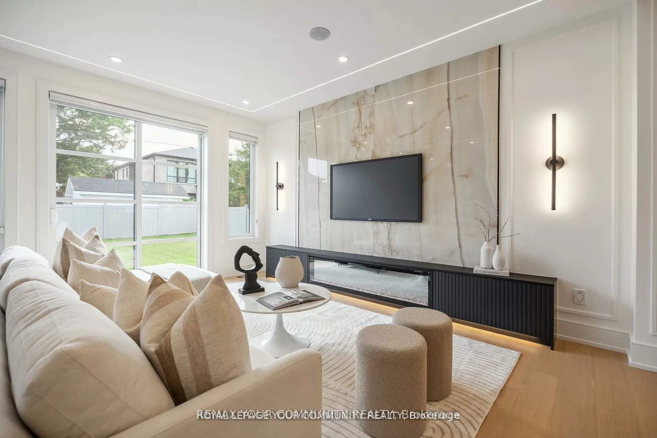 14, Ranwood, Humberlea-Pelmo Park W4, Toronto