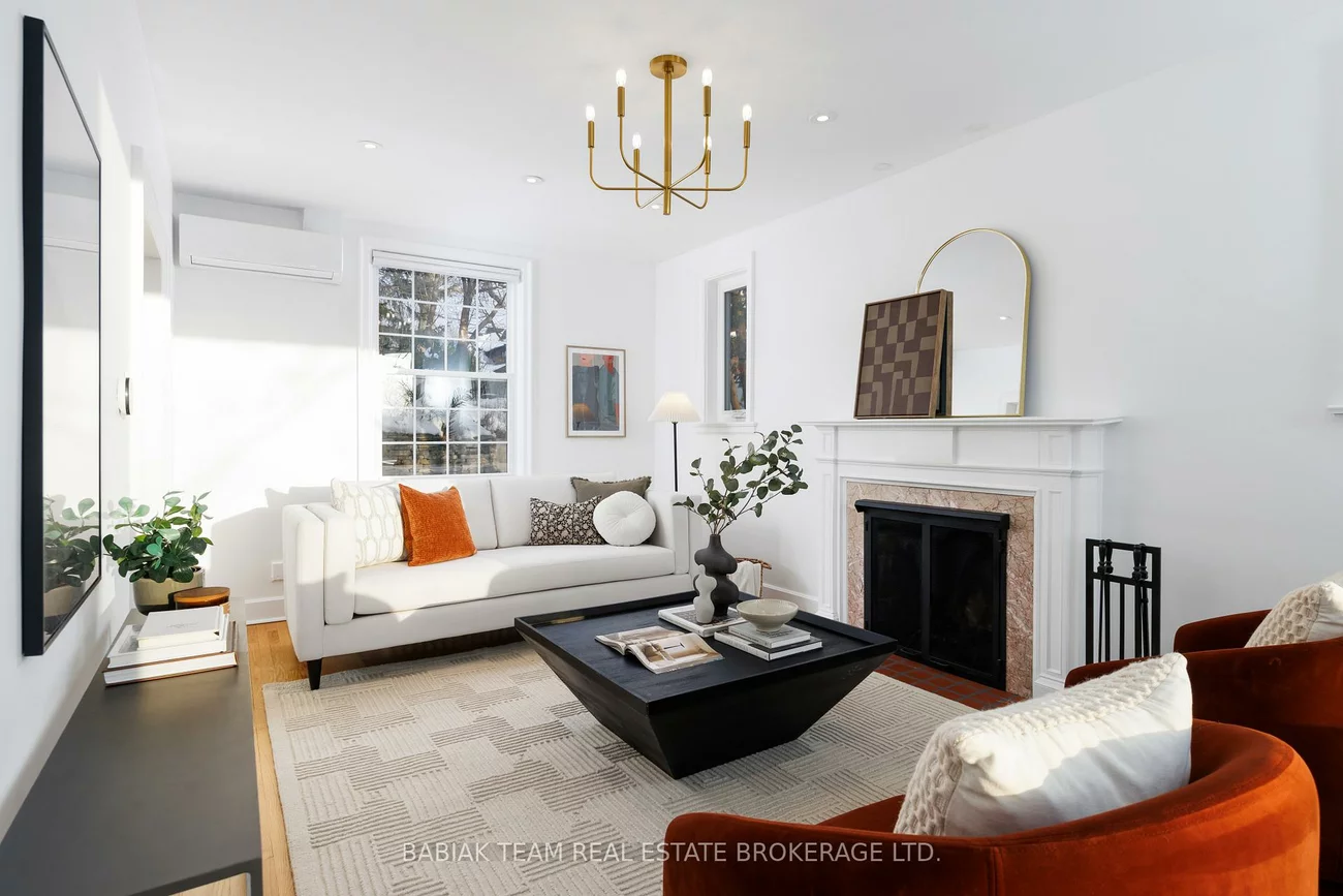 19, Halford, Lambton Baby Point, Toronto