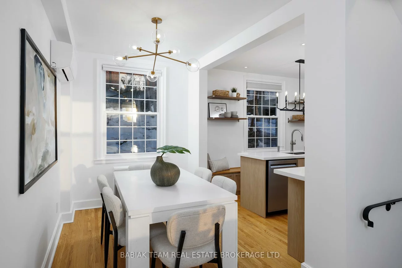 19, Halford, Lambton Baby Point, Toronto