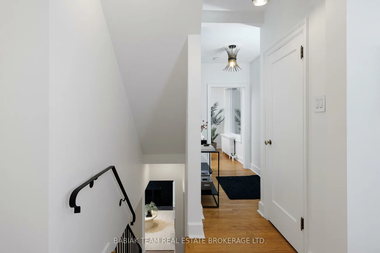 19, Halford, Lambton Baby Point, Toronto