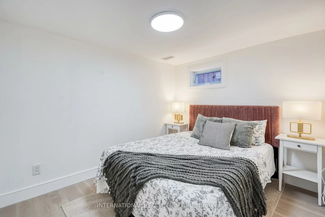 16, Paragon, Kingsview Village-The Westway, Toronto