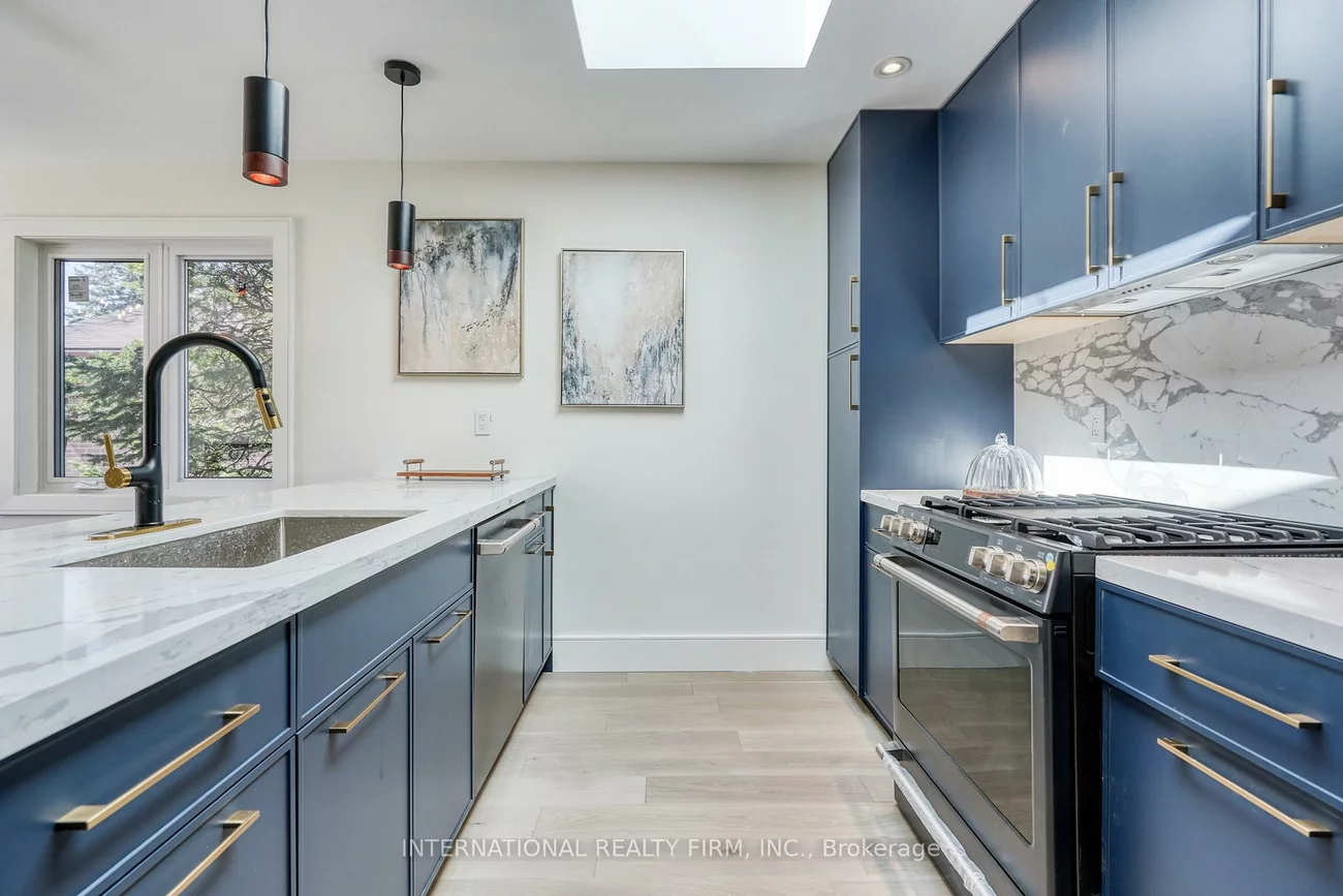 16, Paragon, Kingsview Village-The Westway, Toronto