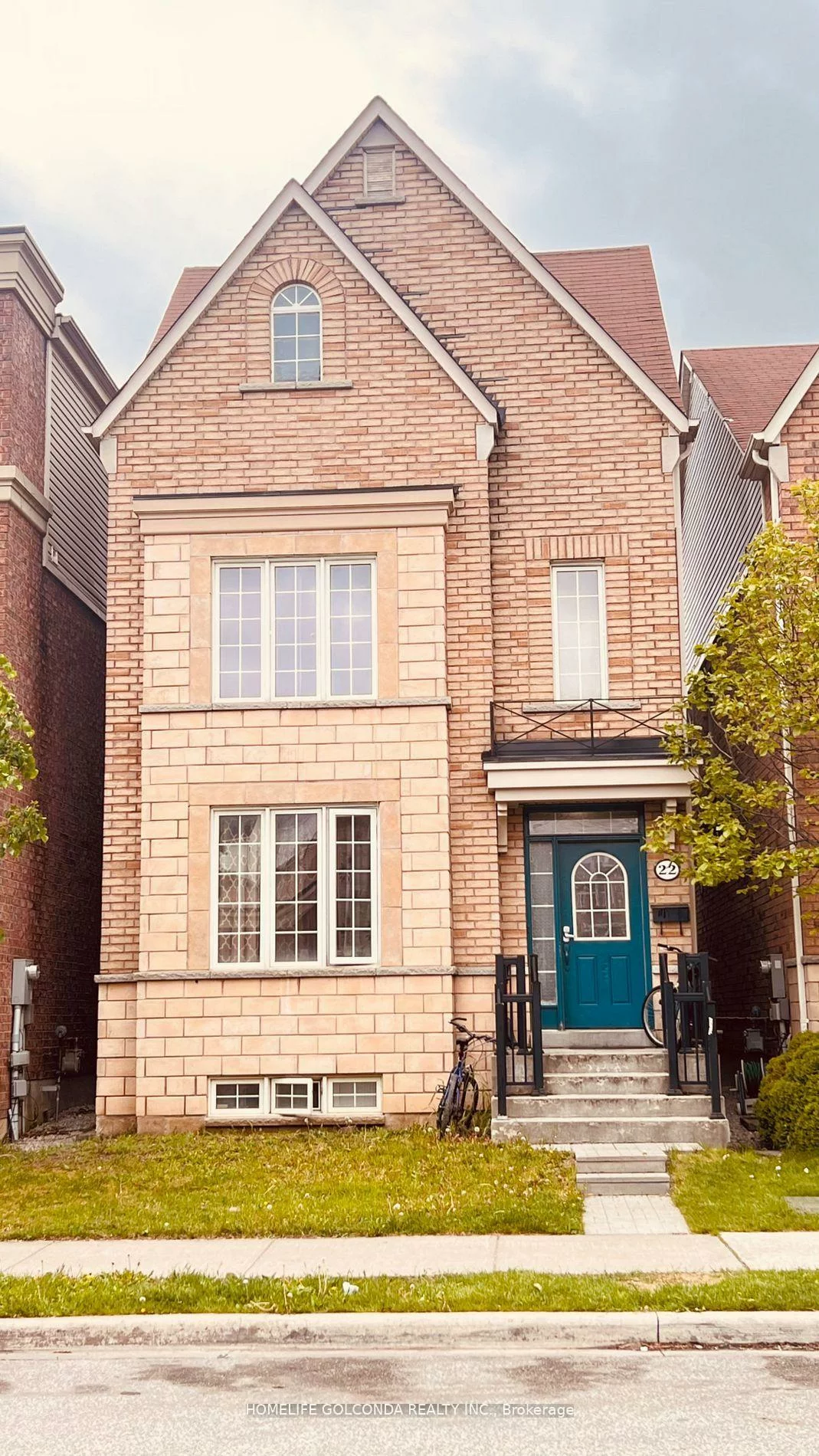 22, Troyer, York University Heights, Toronto