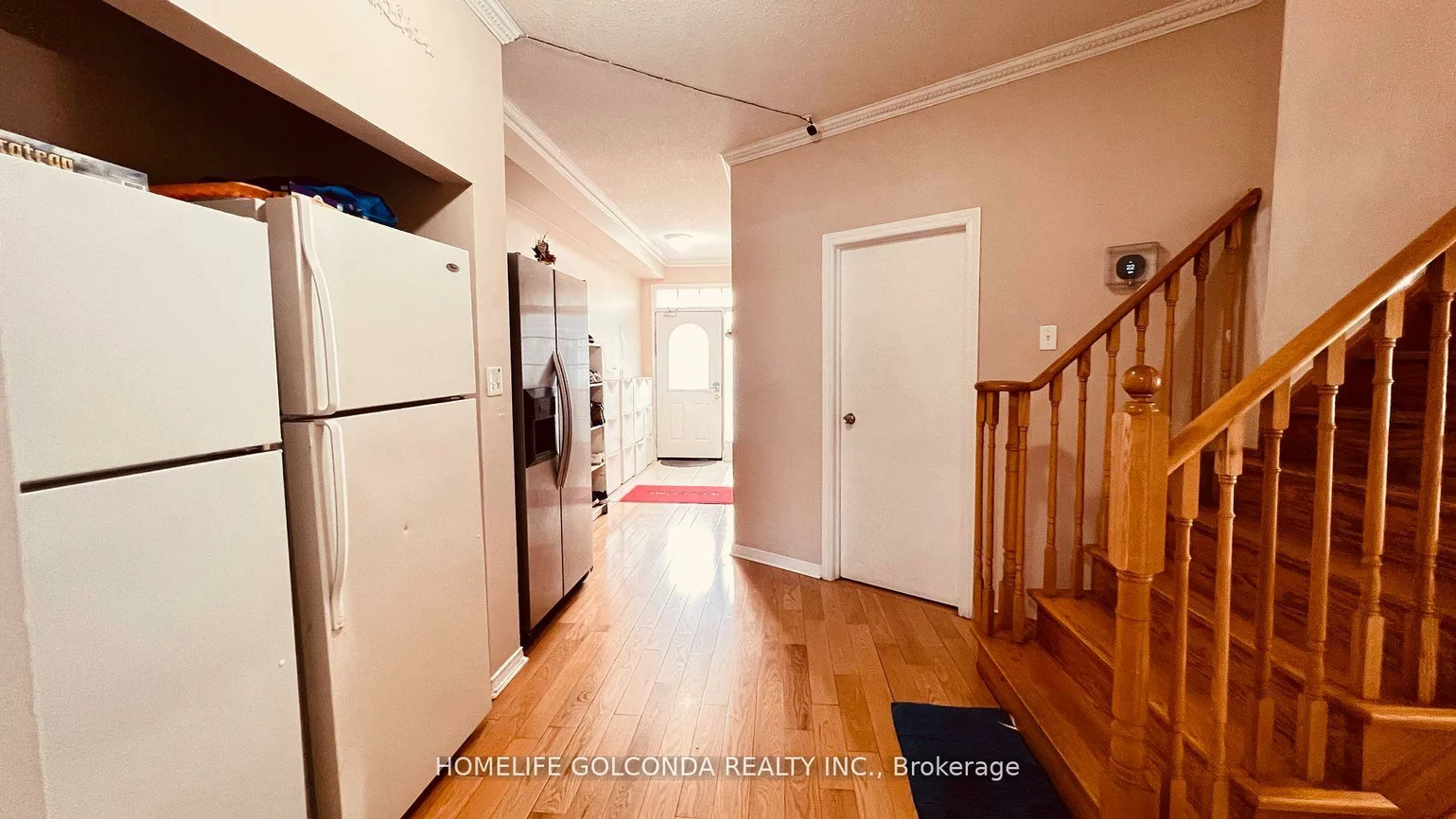 22, Troyer, York University Heights, Toronto