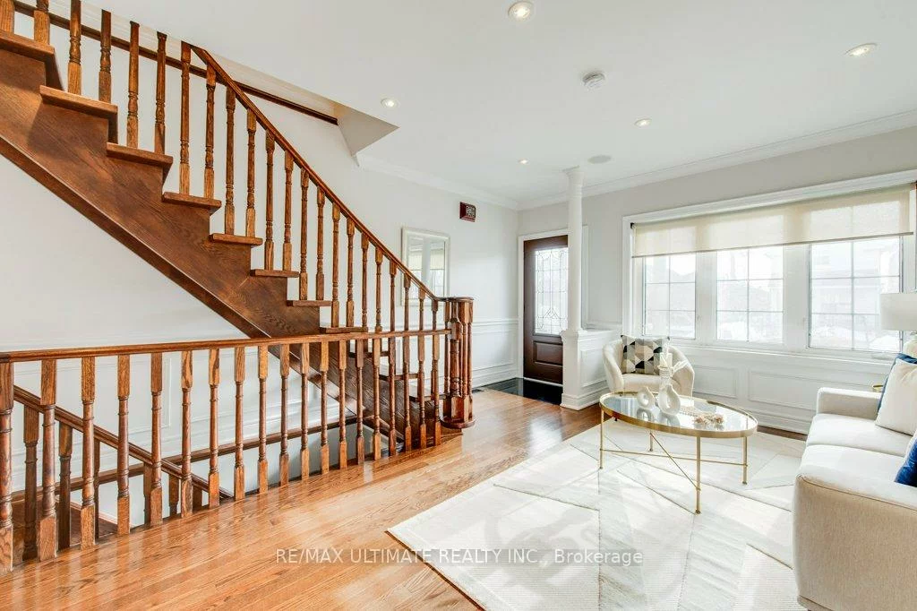 62, Teignmouth, Caledonia-Fairbank, Toronto