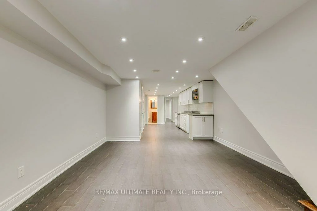 62, Teignmouth, Caledonia-Fairbank, Toronto