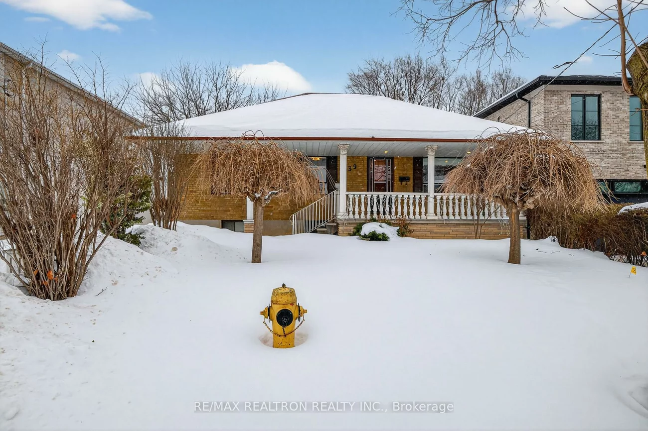 39, Ann Arbour, Humberlea-Pelmo Park W5, Toronto