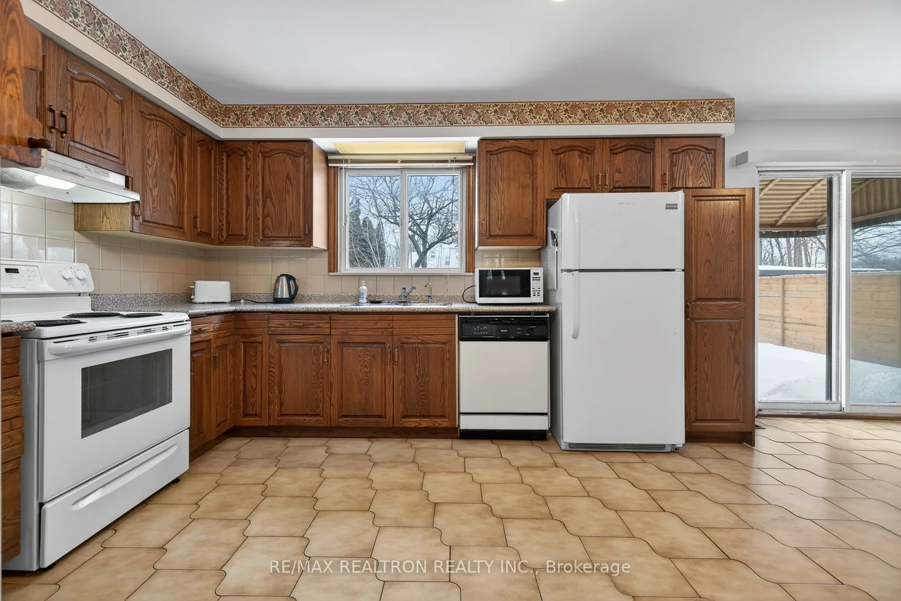 39, Ann Arbour, Humberlea-Pelmo Park W5, Toronto