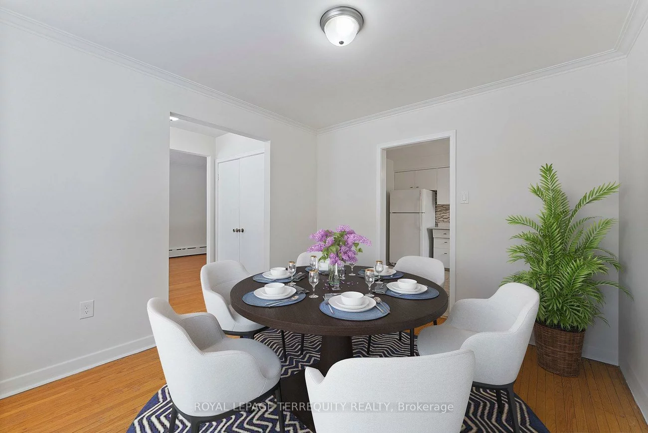 6, Peacham, Downsview-Roding-CFB, Toronto