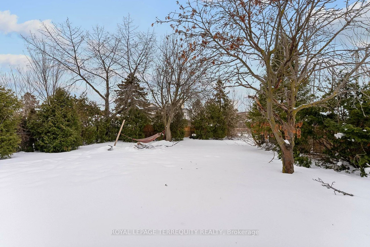 6, Peacham, Downsview-Roding-CFB, Toronto