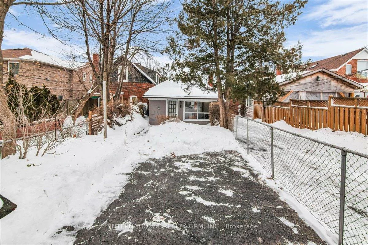 41, Branstone, Caledonia-Fairbank, Toronto