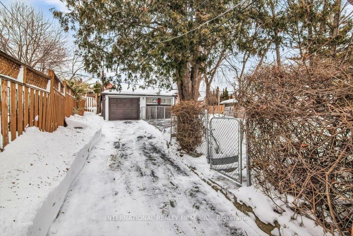 41, Branstone, Caledonia-Fairbank, Toronto