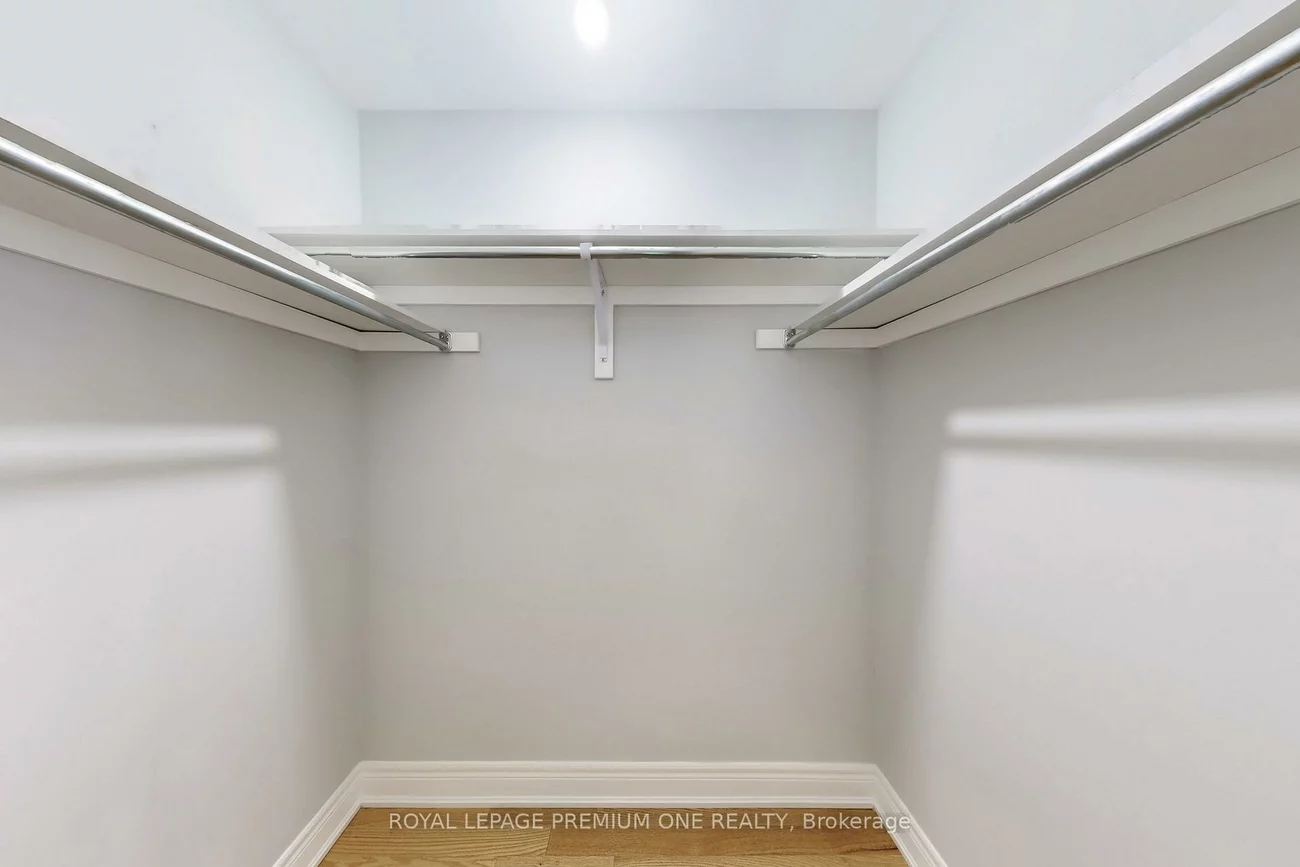 71, Dryden, Willowridge-Martingrove-Richview, Toronto