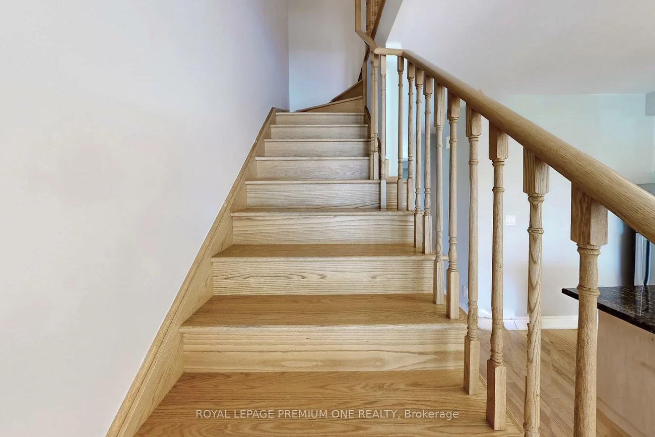 71, Dryden, Willowridge-Martingrove-Richview, Toronto