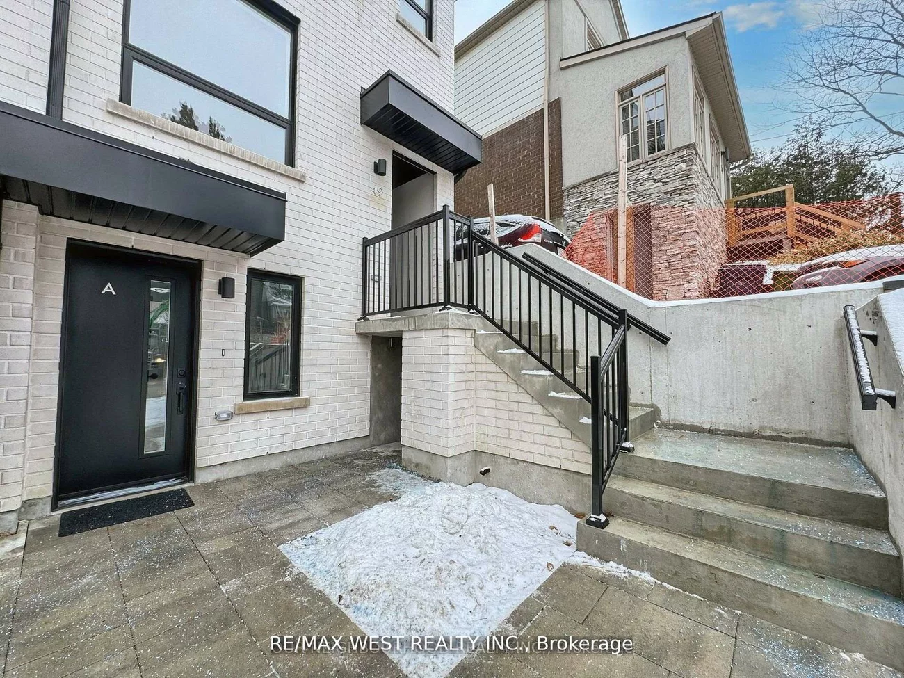 49, Morningside, High Park-Swansea, Toronto