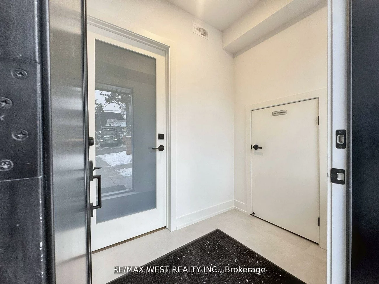 49, Morningside, High Park-Swansea, Toronto