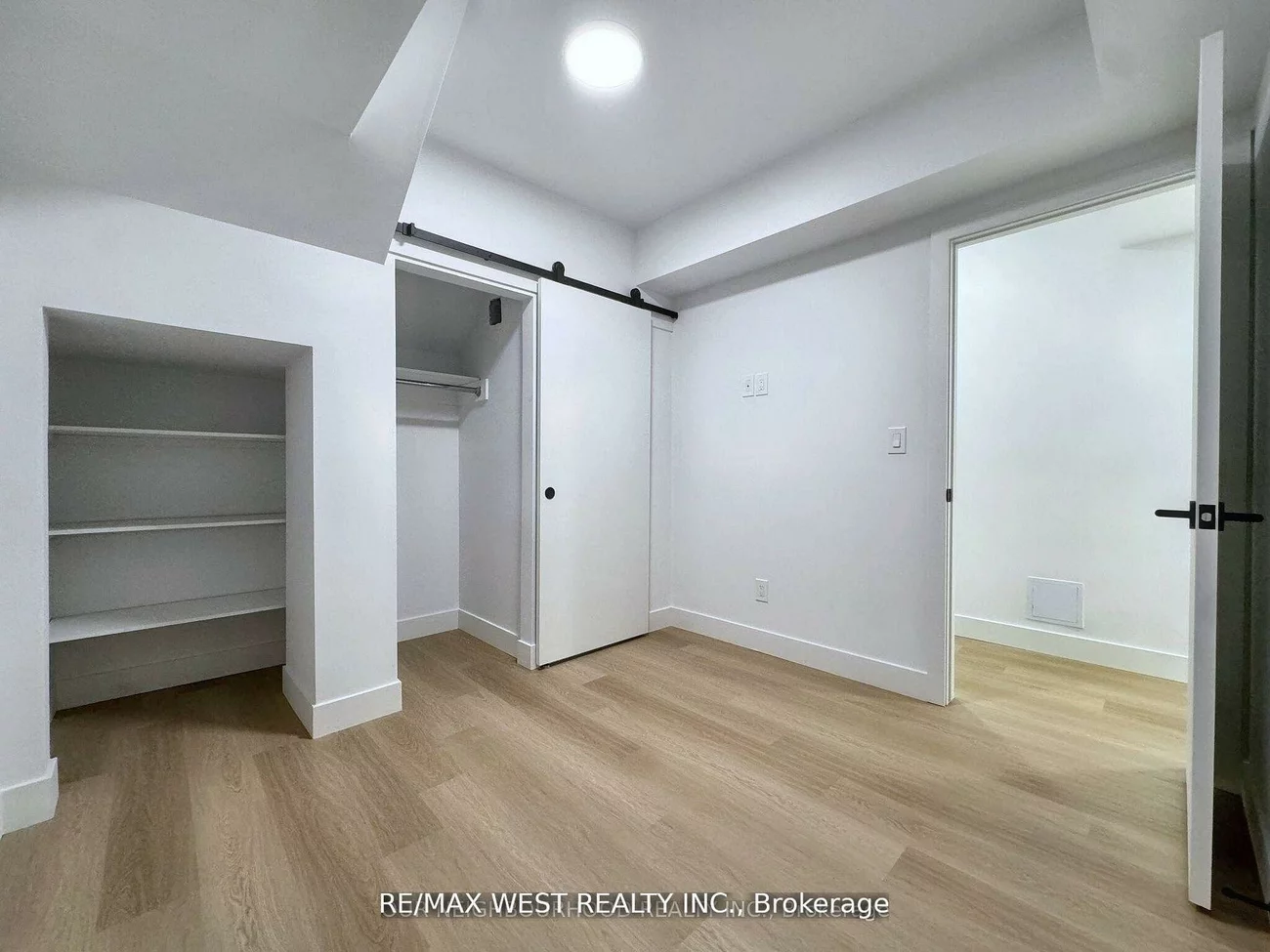 49, Morningside, High Park-Swansea, Toronto