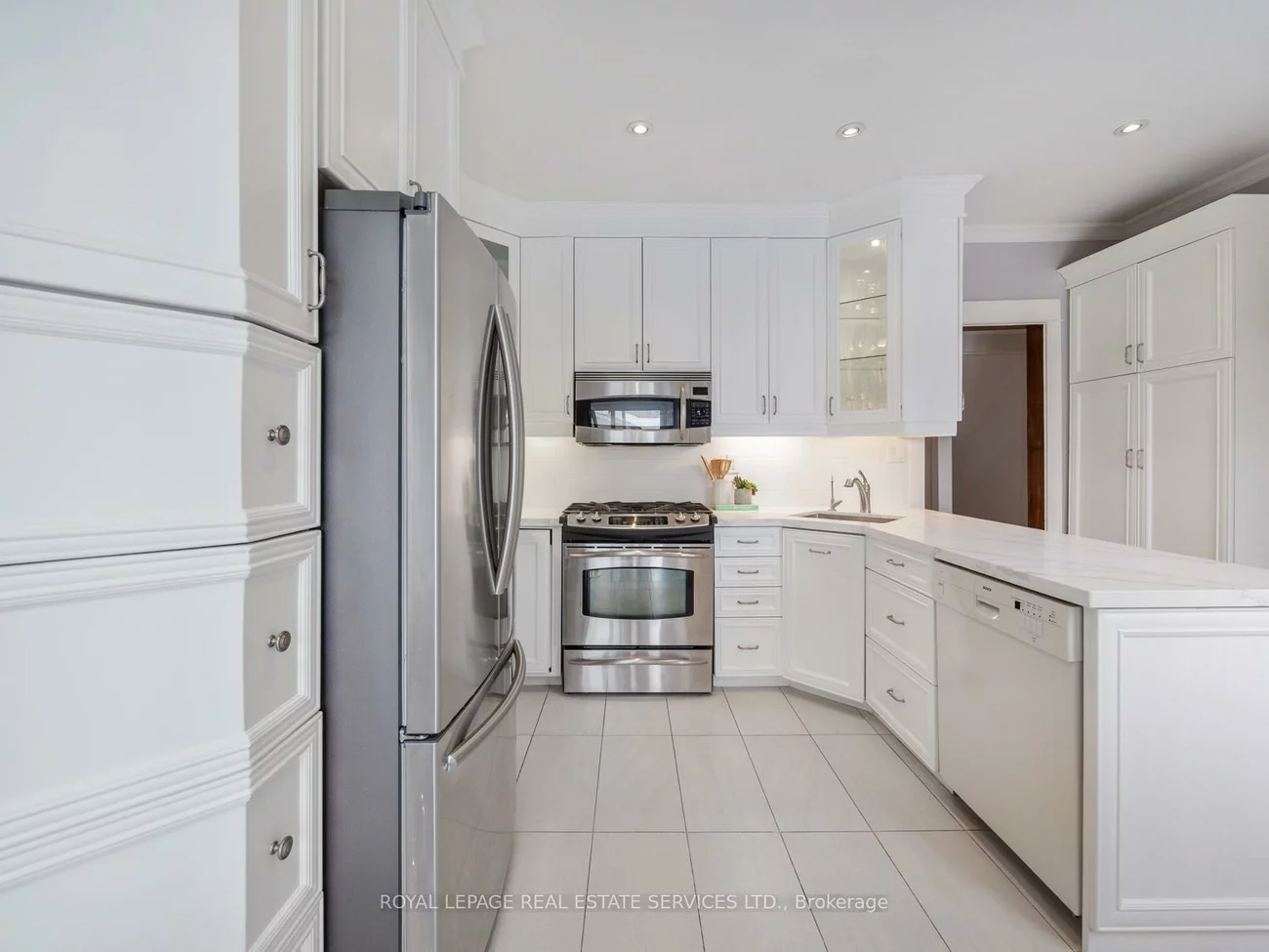32, Ardagh, Runnymede-Bloor West Village, Toronto