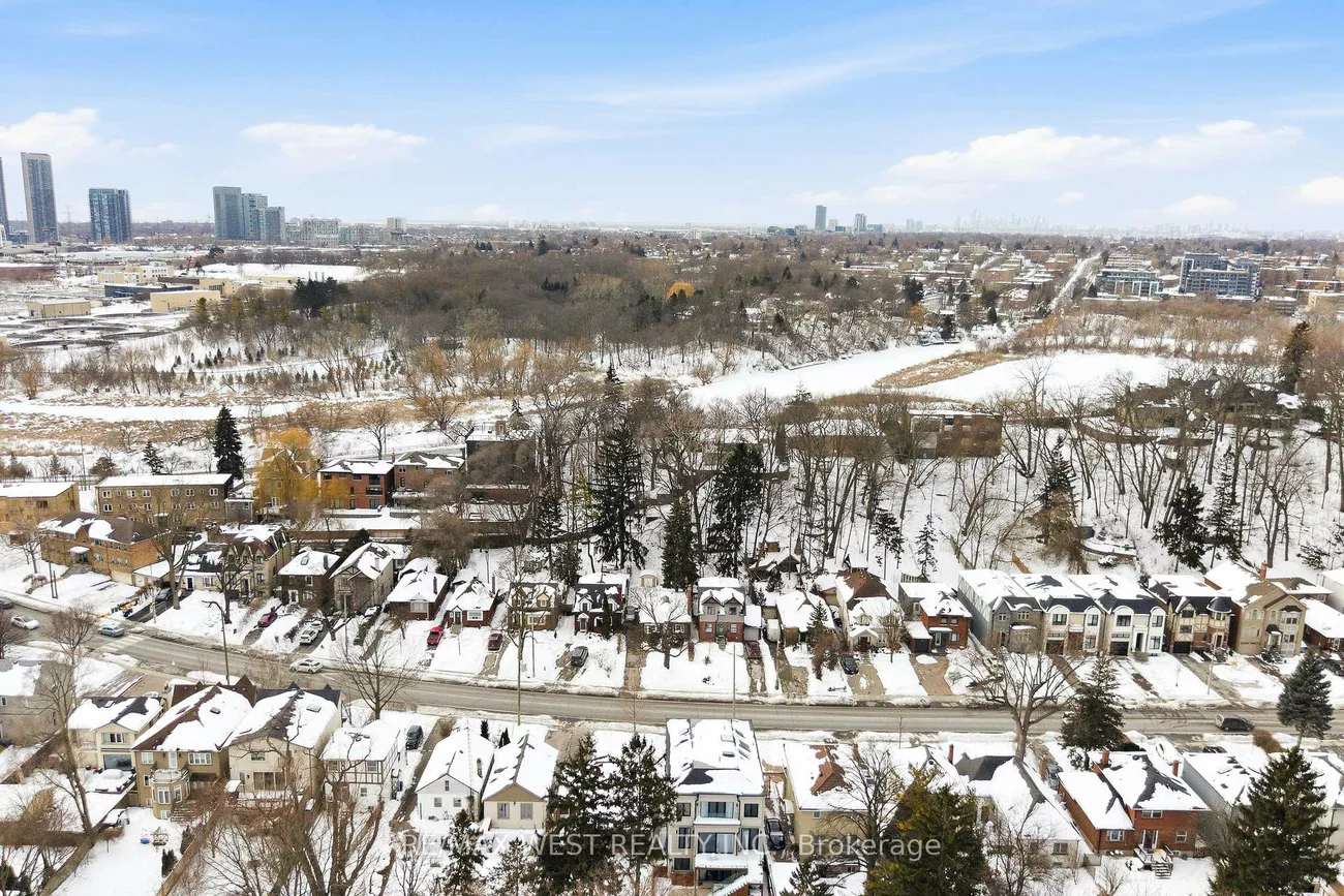 66, South Kingsway, High Park-Swansea, Toronto