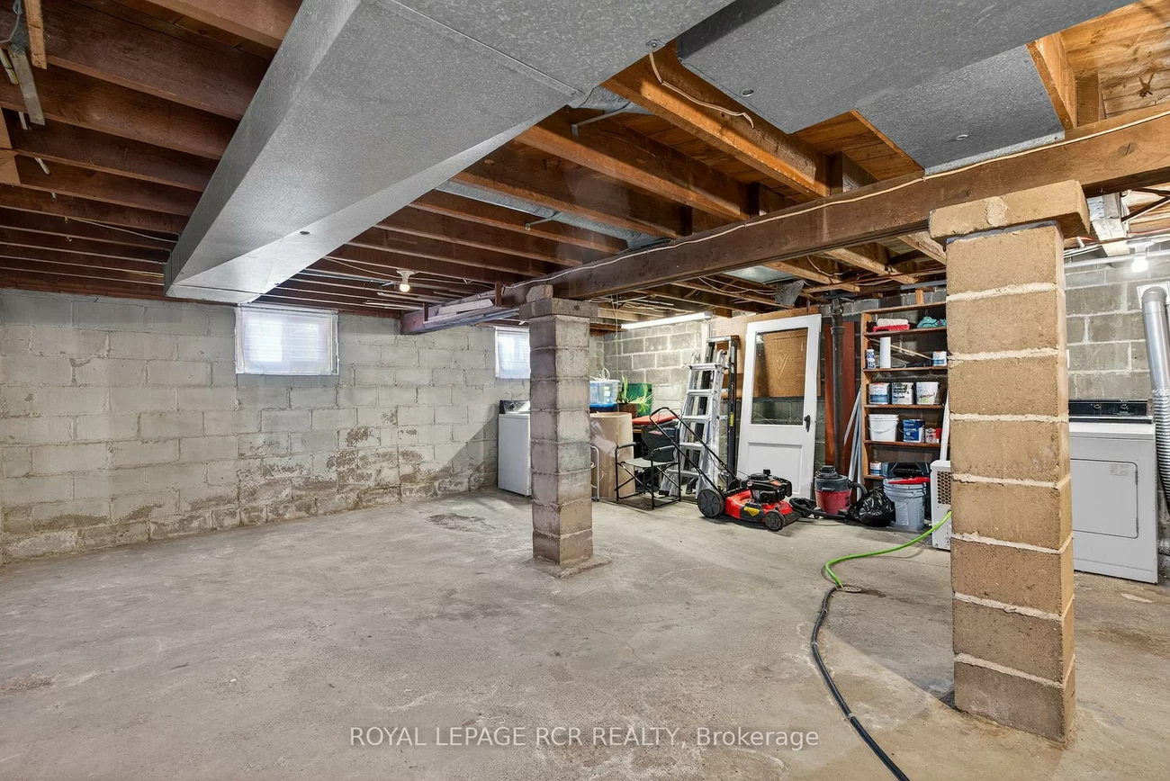 64, Schell, Briar Hill-Belgravia, Toronto