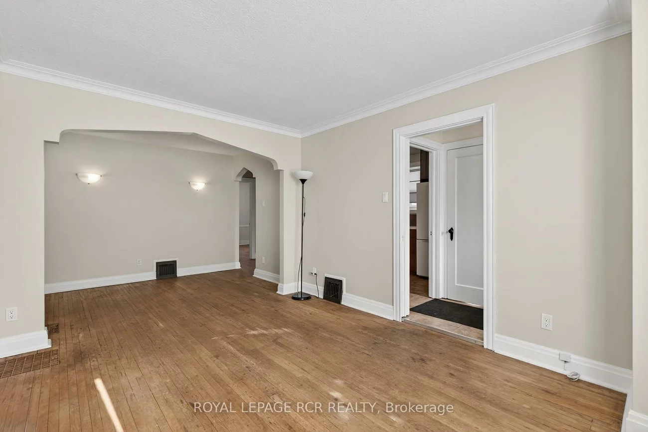 64, Schell, Briar Hill-Belgravia, Toronto