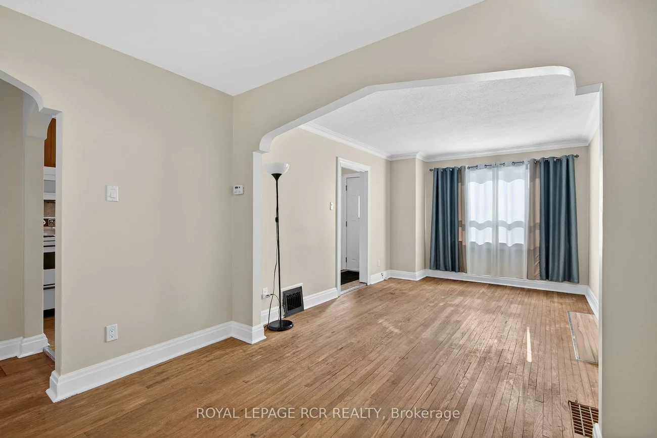 64, Schell, Briar Hill-Belgravia, Toronto