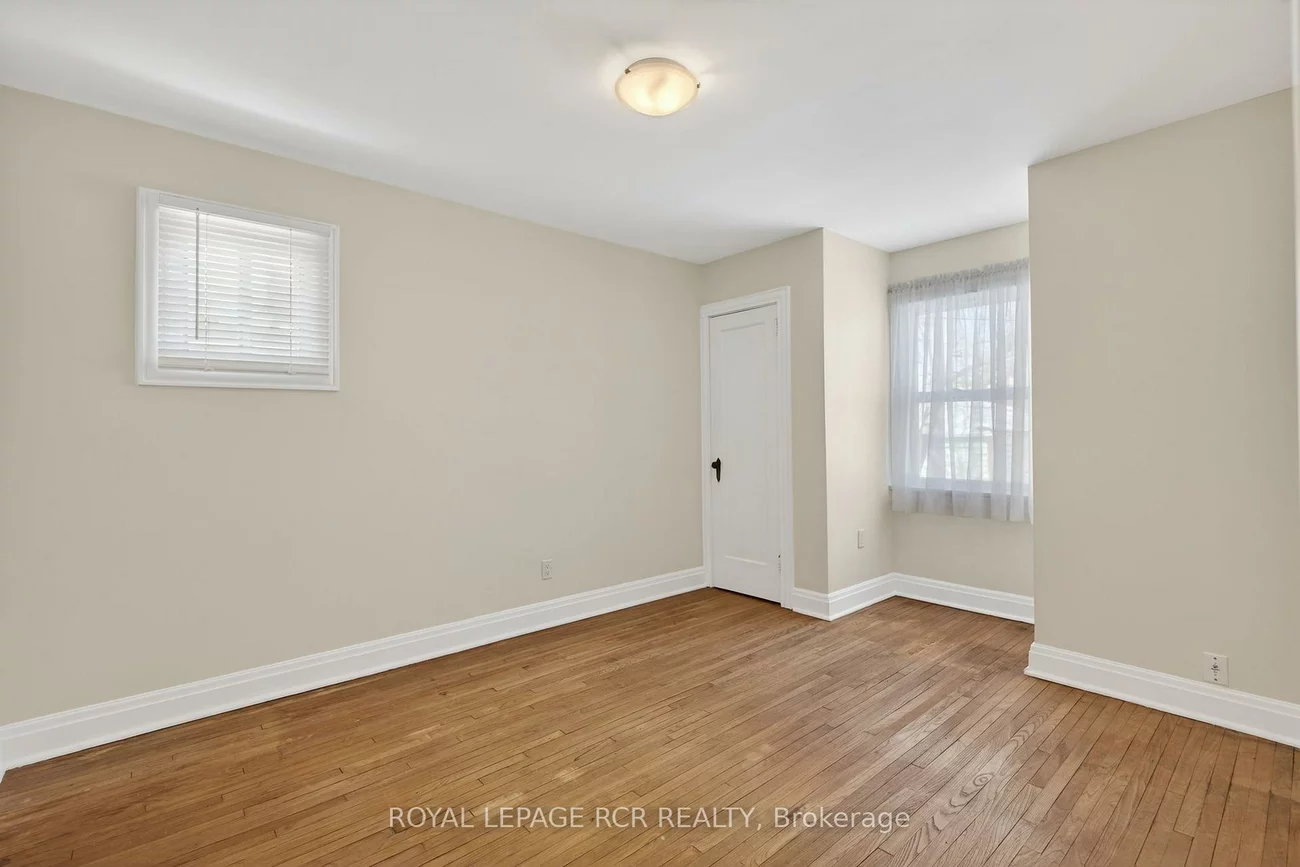 64, Schell, Briar Hill-Belgravia, Toronto