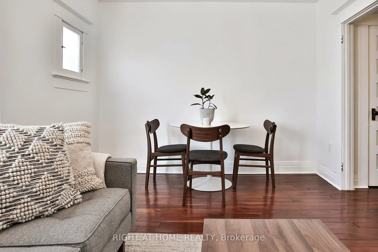 1365, Lansdowne, Corso Italia-Davenport, Toronto