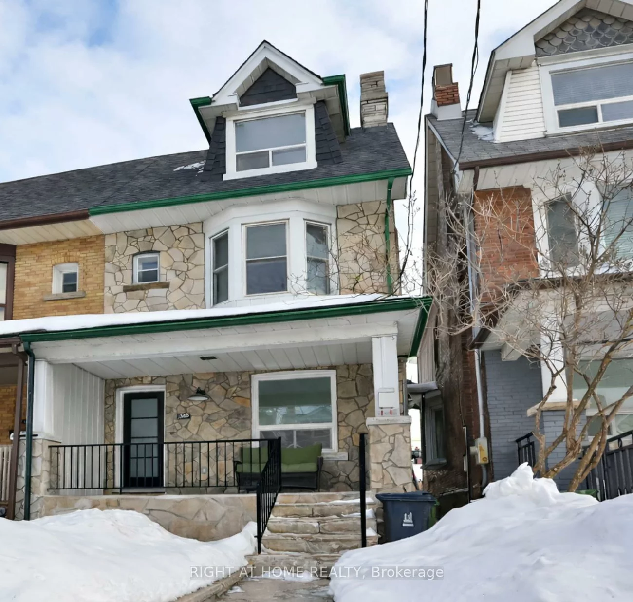 1365, Lansdowne, Corso Italia-Davenport, Toronto