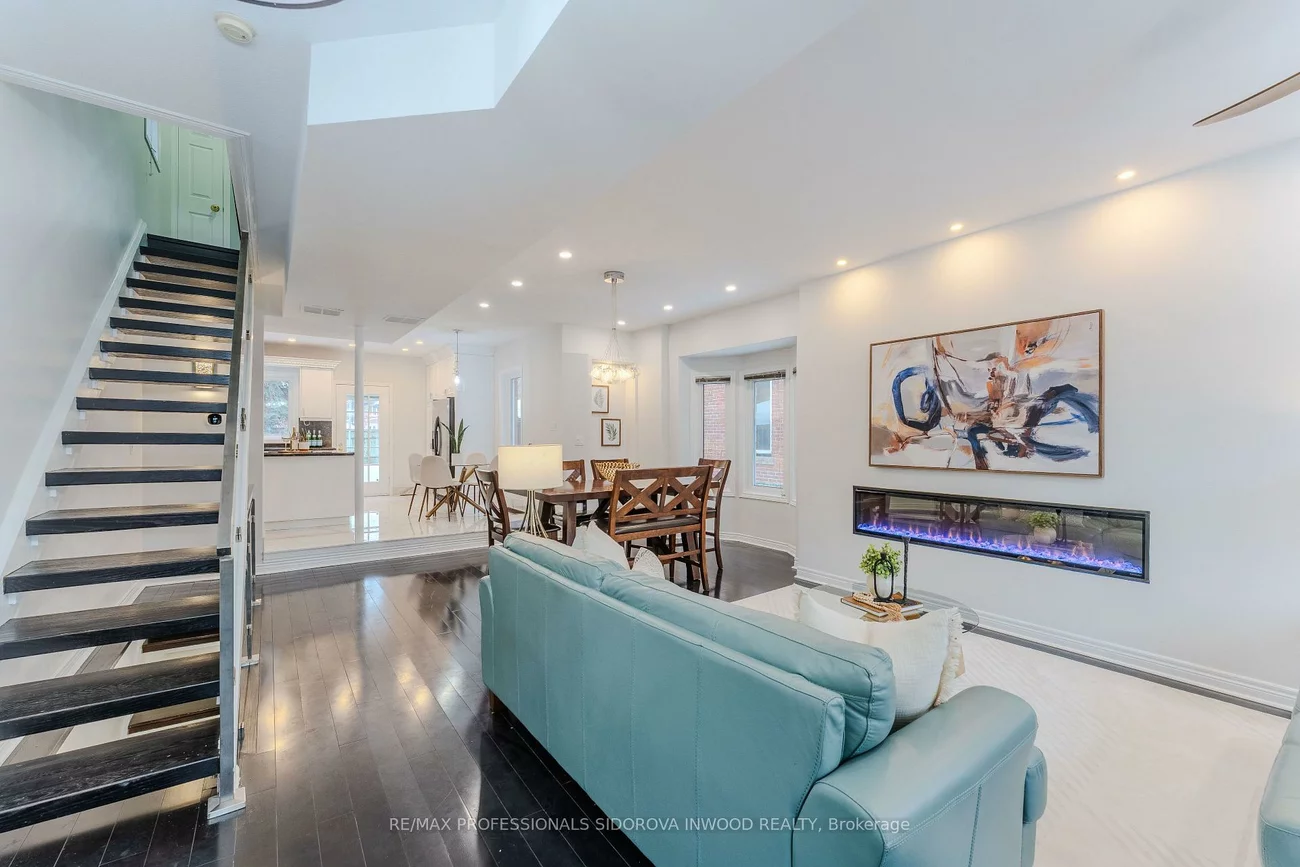 30, Boustead, High Park-Swansea, Toronto