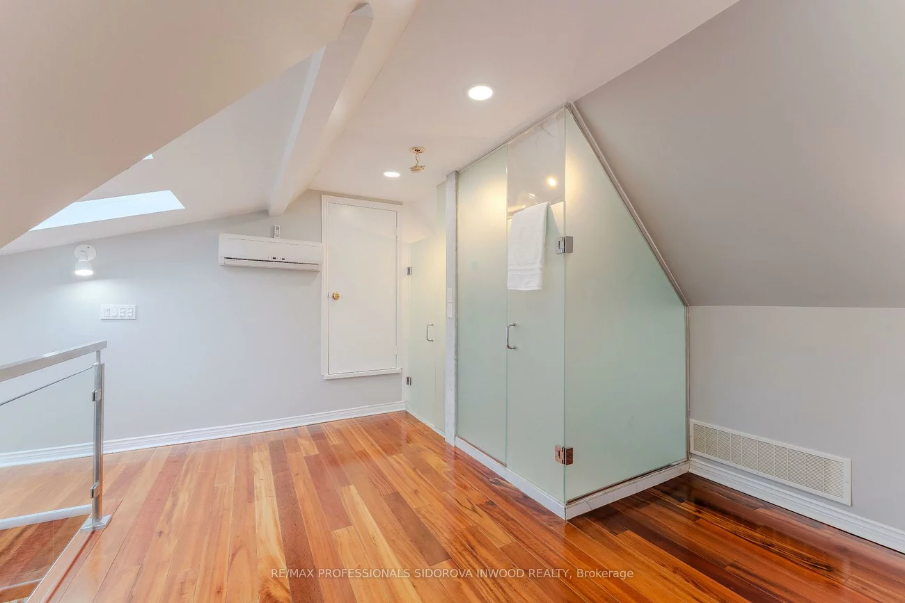 30, Boustead, High Park-Swansea, Toronto