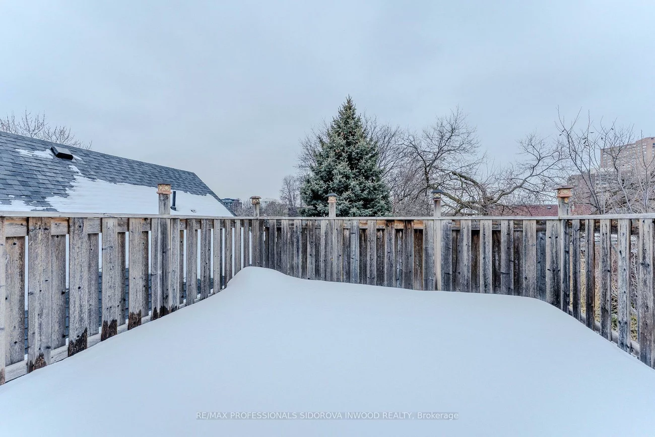 30, Boustead, High Park-Swansea, Toronto