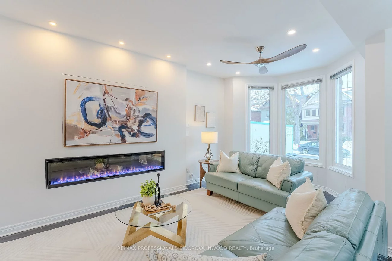 30, Boustead, High Park-Swansea, Toronto