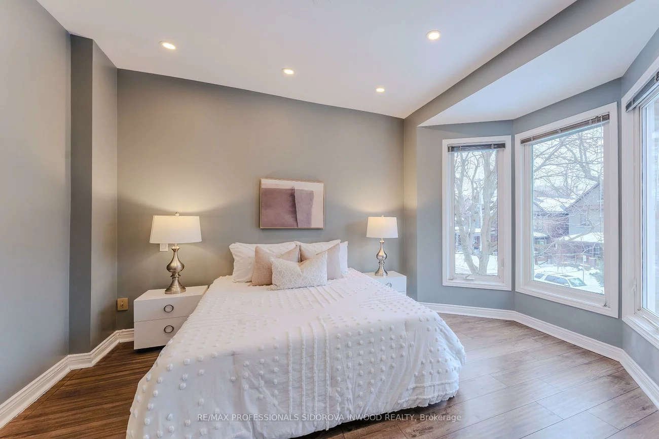 30, Boustead, High Park-Swansea, Toronto