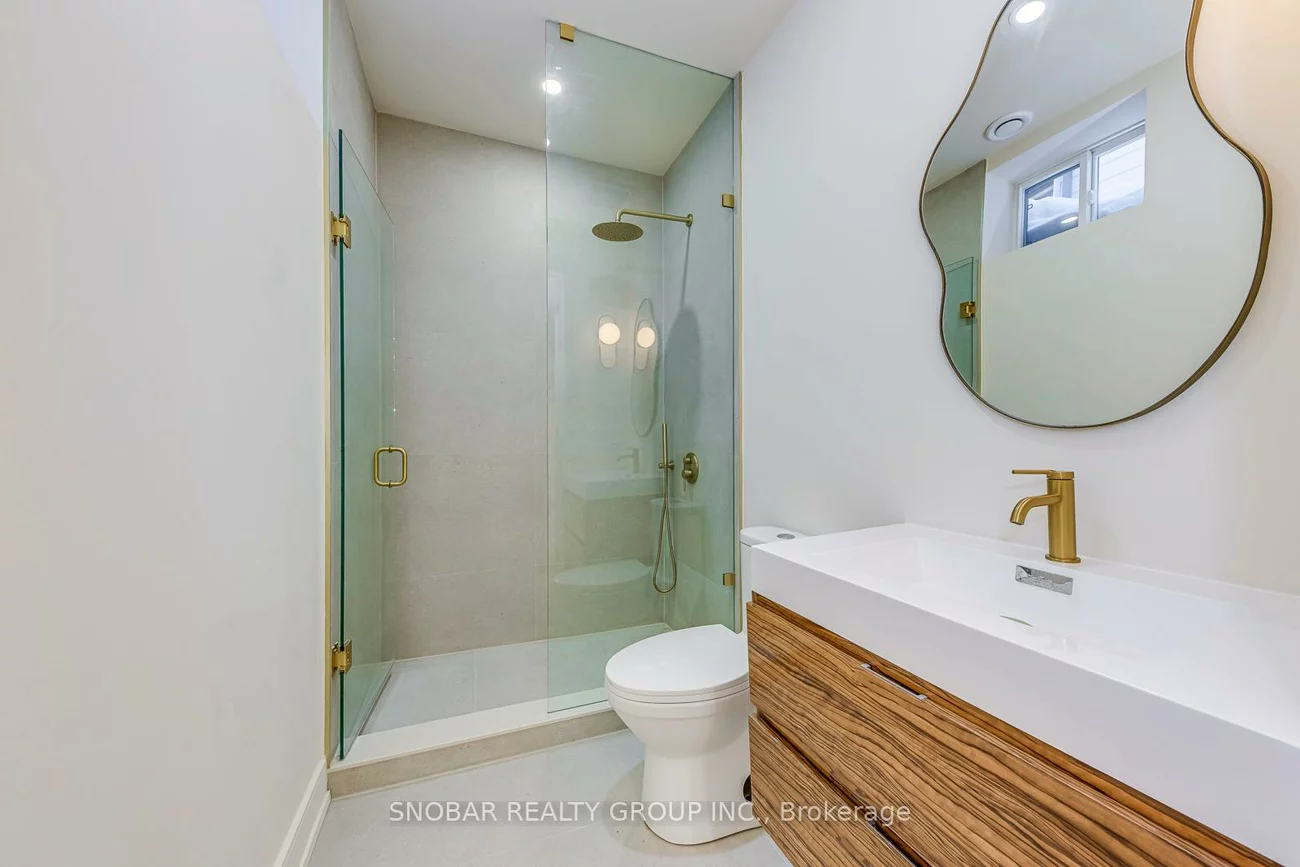 104, Newcastle, Mimico, Toronto