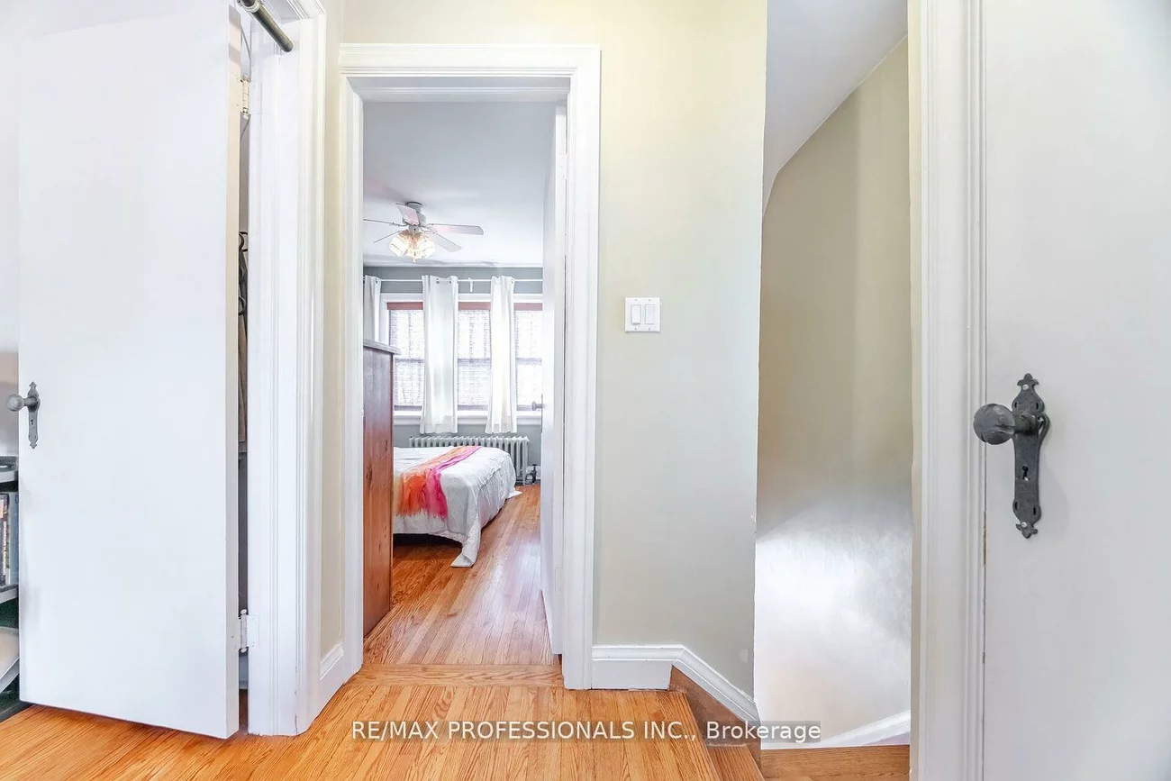 40, Warren, Lambton Baby Point, Toronto