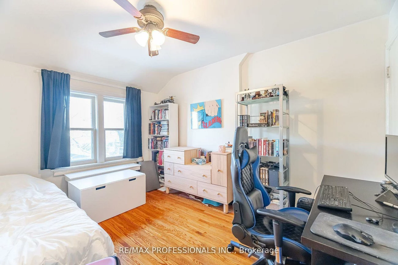 40, Warren, Lambton Baby Point, Toronto