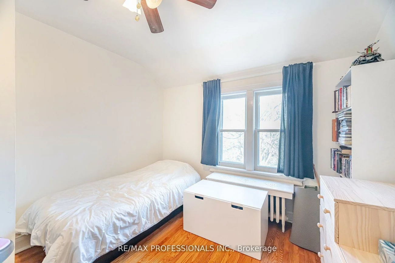 40, Warren, Lambton Baby Point, Toronto