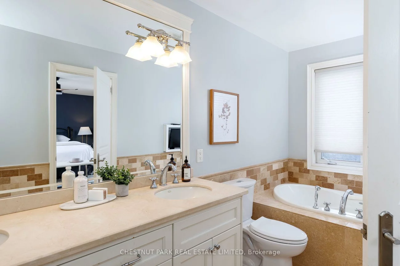 5, Tyre, Islington-City Centre West, Toronto