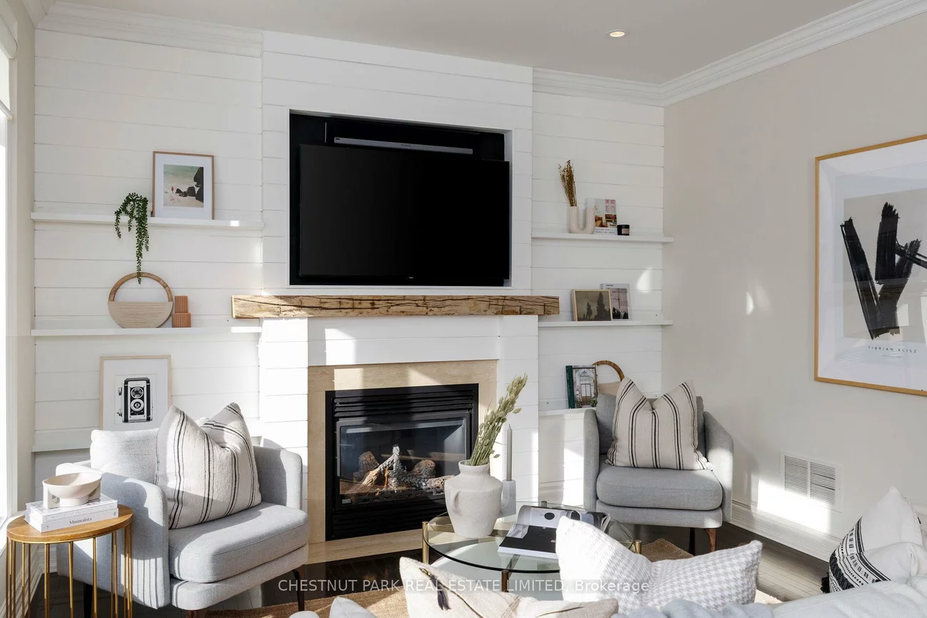 5, Tyre, Islington-City Centre West, Toronto