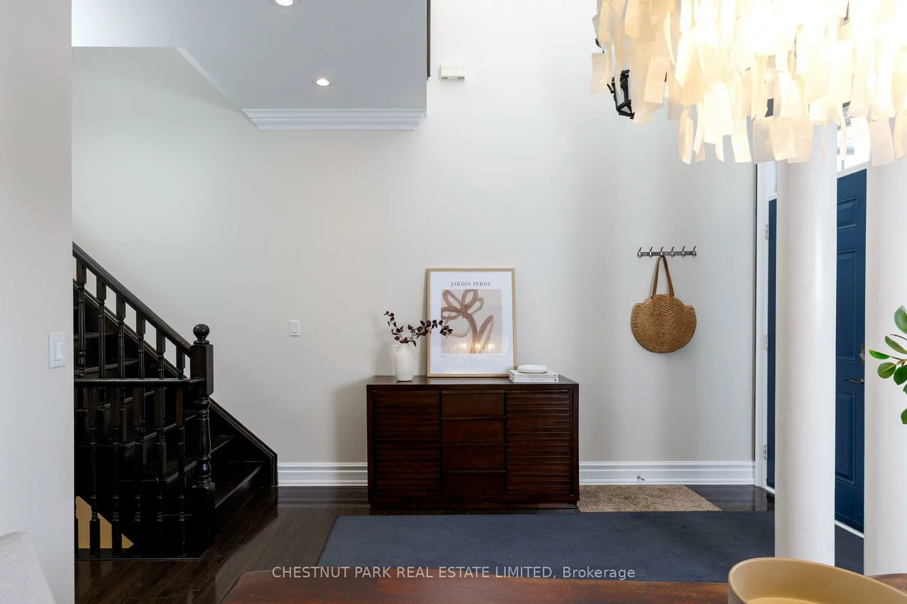 5, Tyre, Islington-City Centre West, Toronto