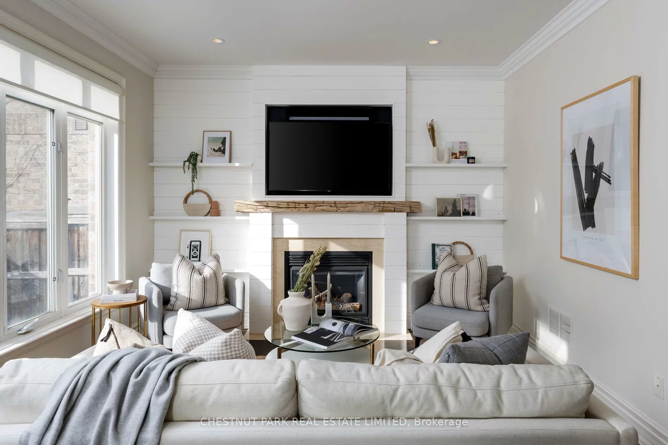 5, Tyre, Islington-City Centre West, Toronto